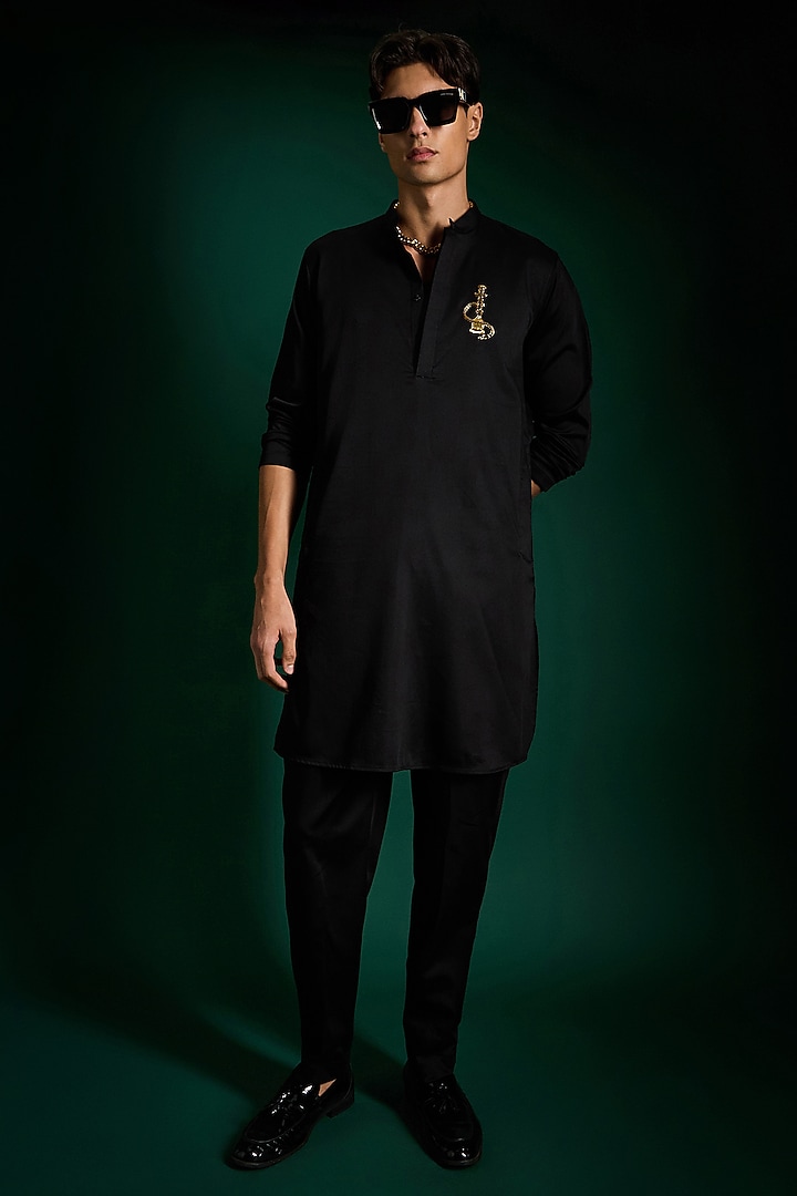 Black Cotton & Satin Hand Embroidered Kurta Set by Komal Kothari at Pernia's Pop Up Shop