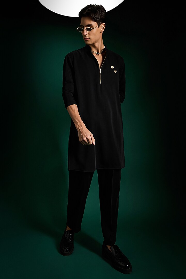 Black Lachka Hand Embroidered Kurta by Komal Kothari at Pernia's Pop Up Shop