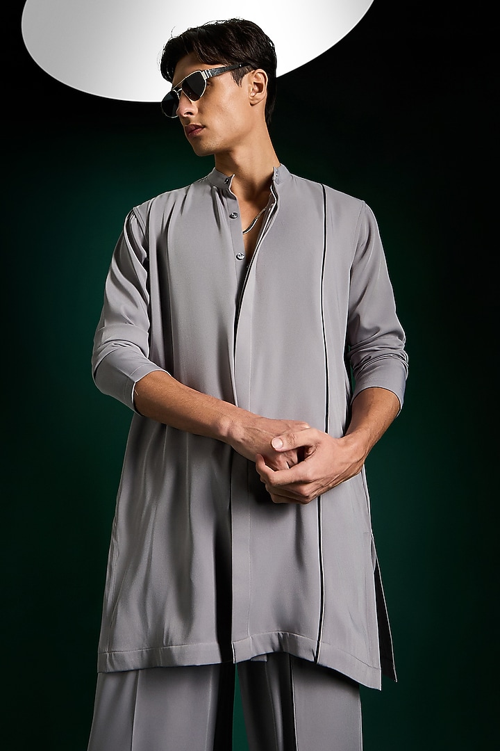 Cool Grey Suiting Hand Embroidered Kurta Set by Komal Kothari at Pernia's Pop Up Shop