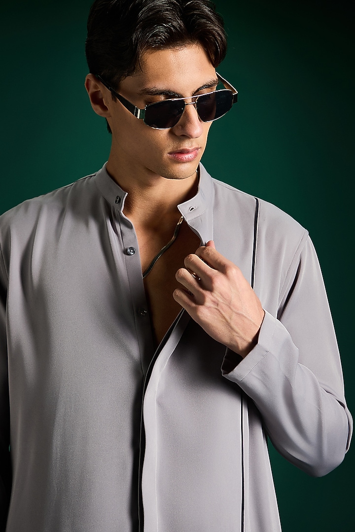 Cool Grey Suiting Hand Embroidered Kurta Set by Komal Kothari at Pernia's Pop Up Shop
