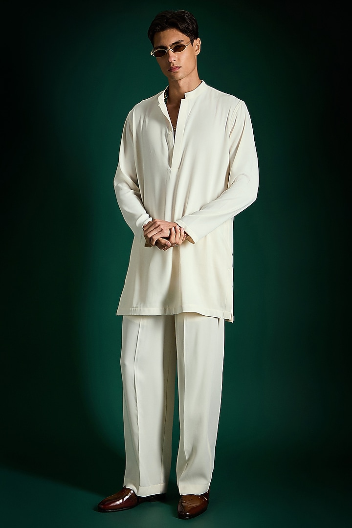 Ivory Suiting Handcrafted Kurta Set by Komal Kothari at Pernia's Pop Up Shop