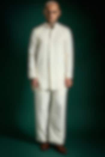Ivory Suiting Hand Embroidered Kurta Set by Komal Kothari at Pernia's Pop Up Shop