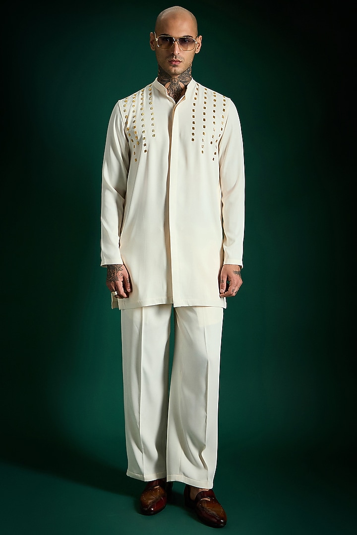 Ivory Suiting Hand Embroidered Kurta Set by Komal Kothari at Pernia's Pop Up Shop