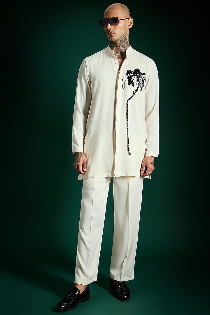 Ivory Suiting Hand Embroidered Kurta Set by Komal Kothari at Pernia's Pop Up Shop