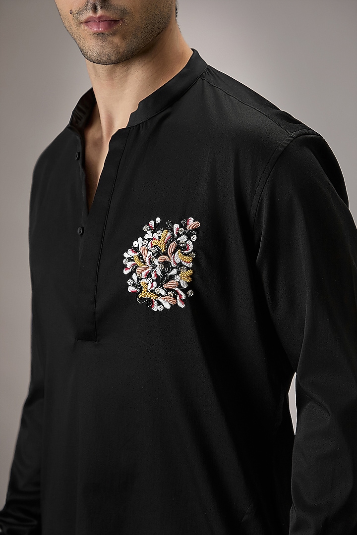 Black Cotton Hand Embroidered Kurta Set by Komal Kothari at Pernia's Pop Up Shop