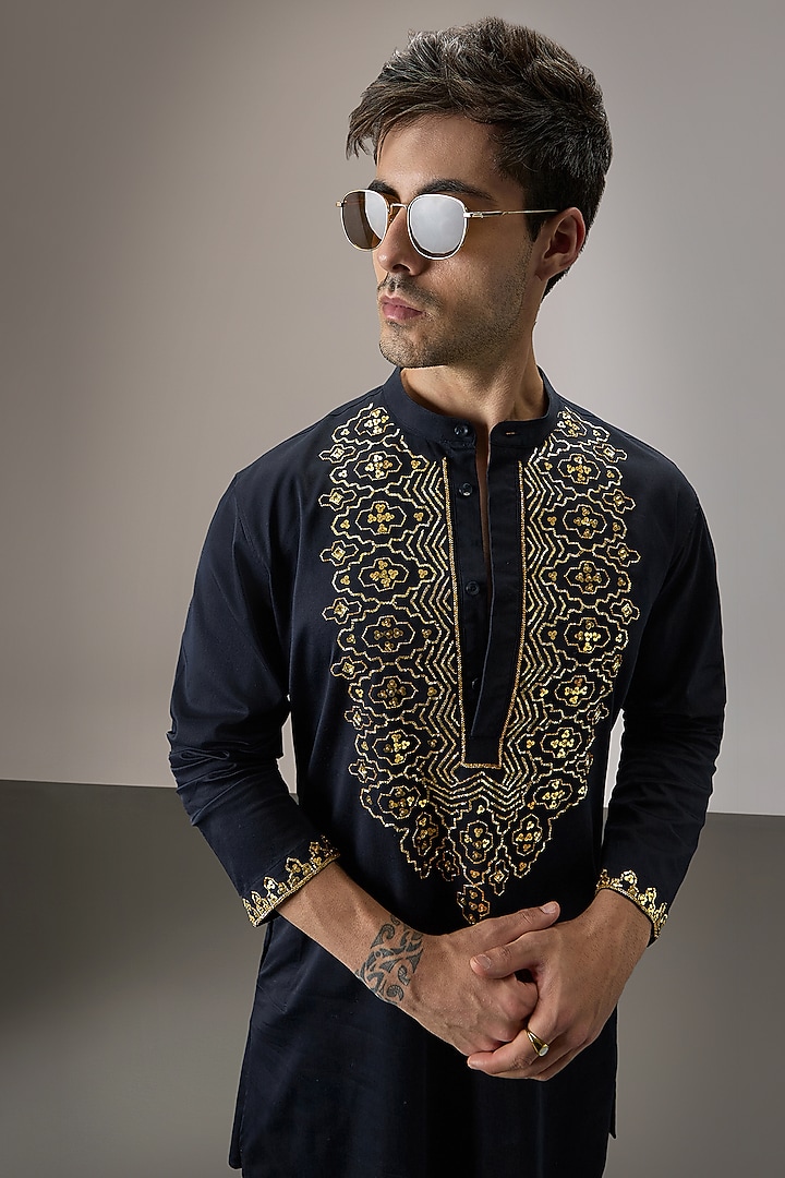 Navy Blue Cotton Hand Embroidered Kurta Set by Komal Kothari at Pernia's Pop Up Shop