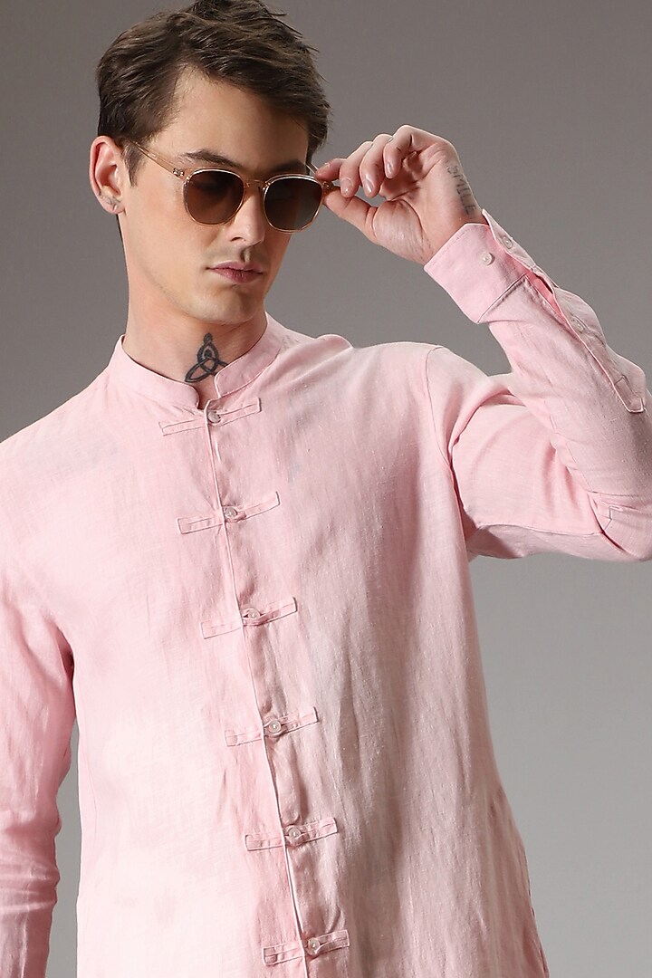 Baby Pink Linen Kurta Set by Komal Kothari at Pernia's Pop Up Shop