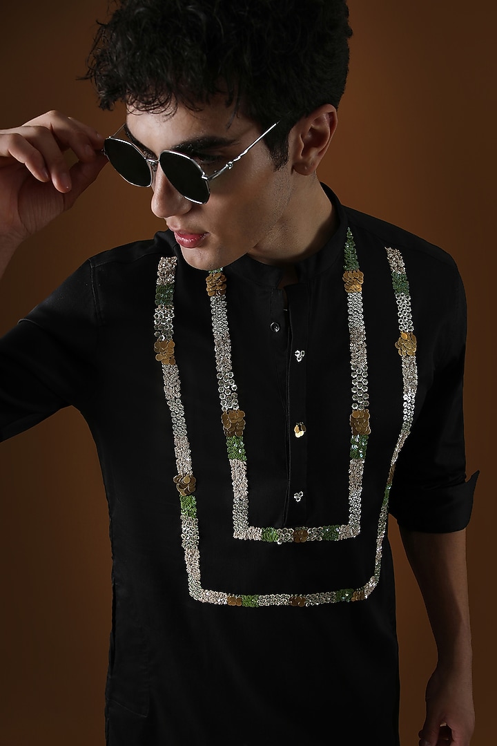 Black Cotton Hand Embroidered Kurta Set by Komal Kothari at Pernia's Pop Up Shop