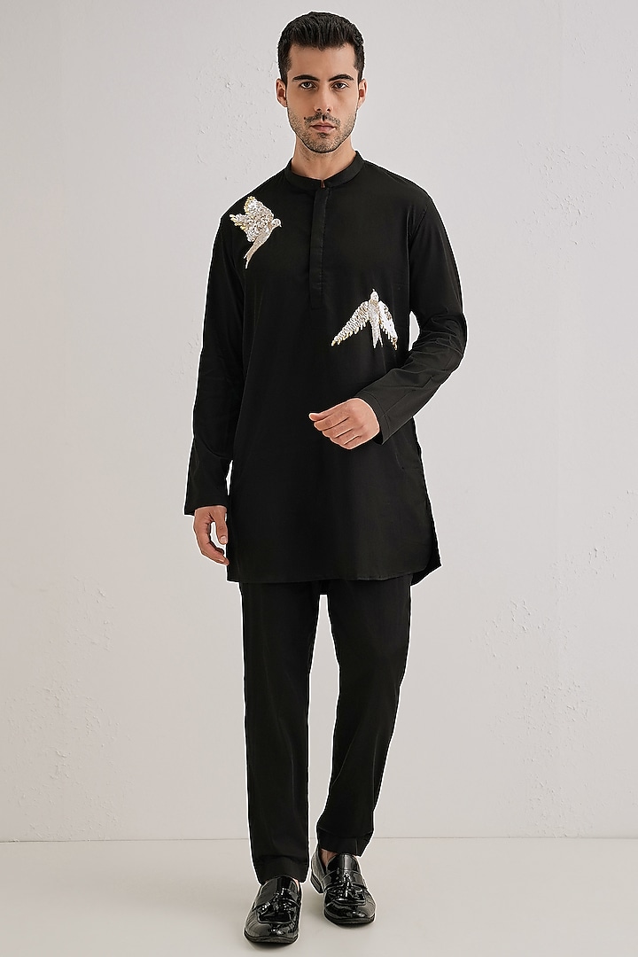Black Cotton Hand Embroidered Kurta by Komal Kothari at Pernia's Pop Up Shop