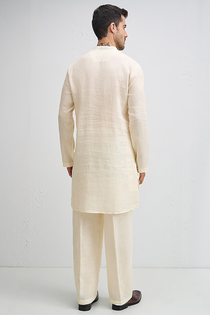 Ivory Linen Woven Kurta Set by Komal Kothari at Pernia's Pop Up Shop