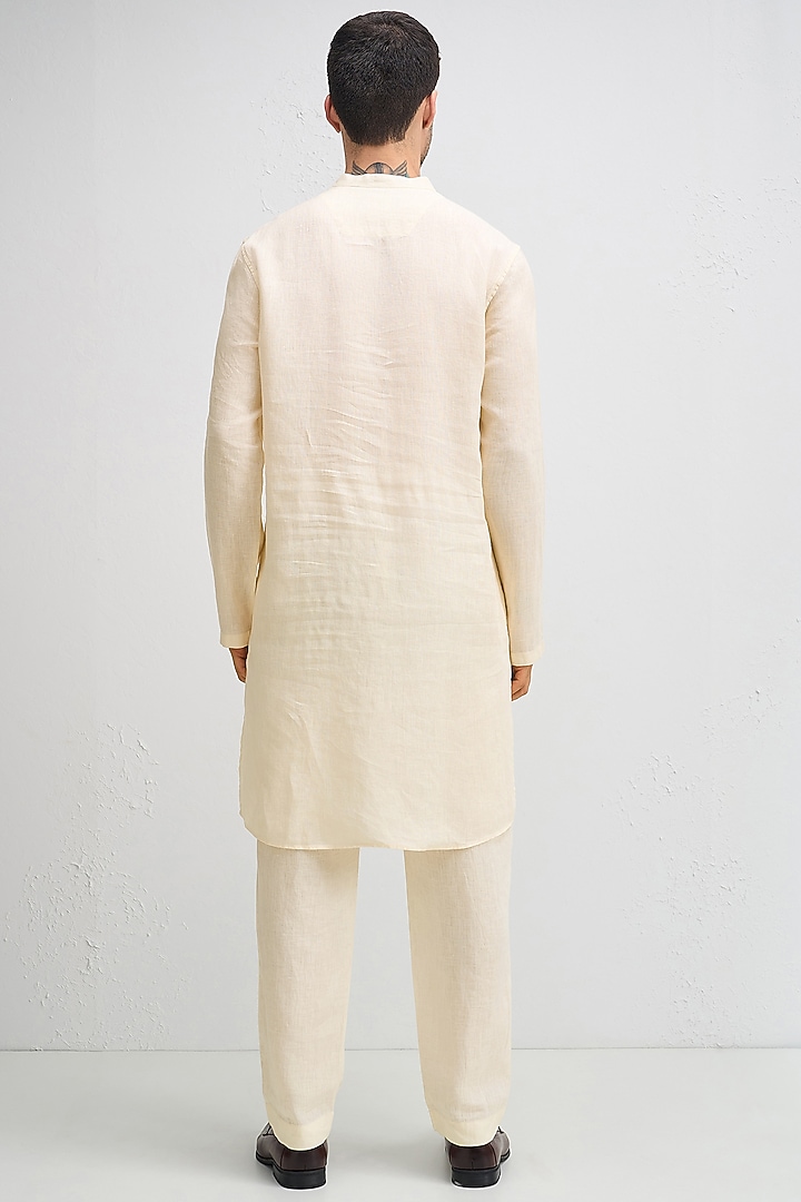 Ivory Linen Woven Kurta by Komal Kothari at Pernia's Pop Up Shop