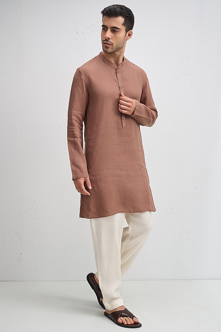Mocha Brown Linen Woven Kurta by Komal Kothari at Pernia's Pop Up Shop