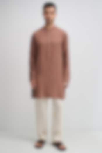 Mocha Brown Linen Woven Kurta Set by Komal Kothari at Pernia's Pop Up Shop