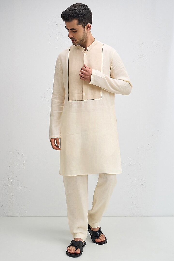 Ivory Linen Woven Kurta by Komal Kothari at Pernia's Pop Up Shop