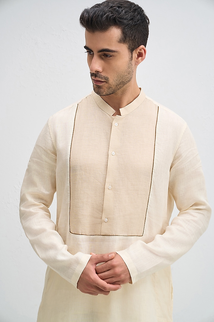 Ivory Linen Woven Kurta Set by Komal Kothari at Pernia's Pop Up Shop