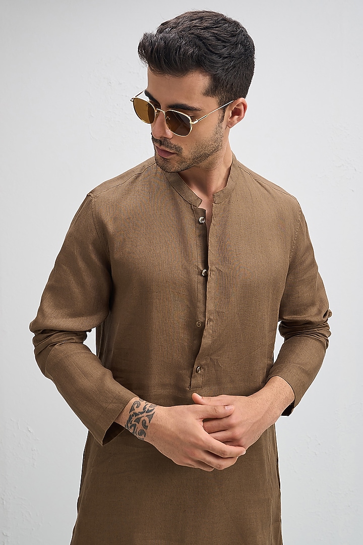 Coco Brown Linen Kurta Set by Komal Kothari at Pernia's Pop Up Shop