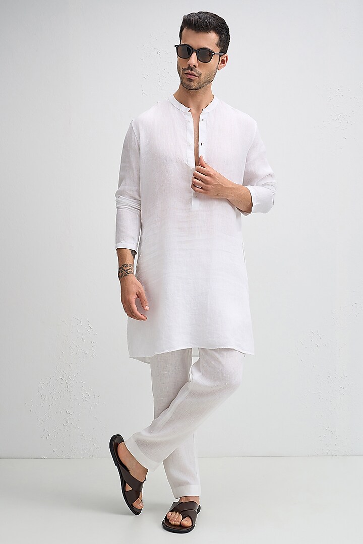 White Linen Kurta by Komal Kothari at Pernia's Pop Up Shop