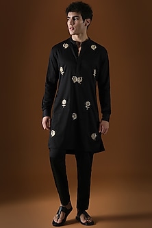 product-color-Black