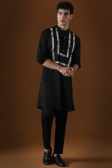 product-color-Black