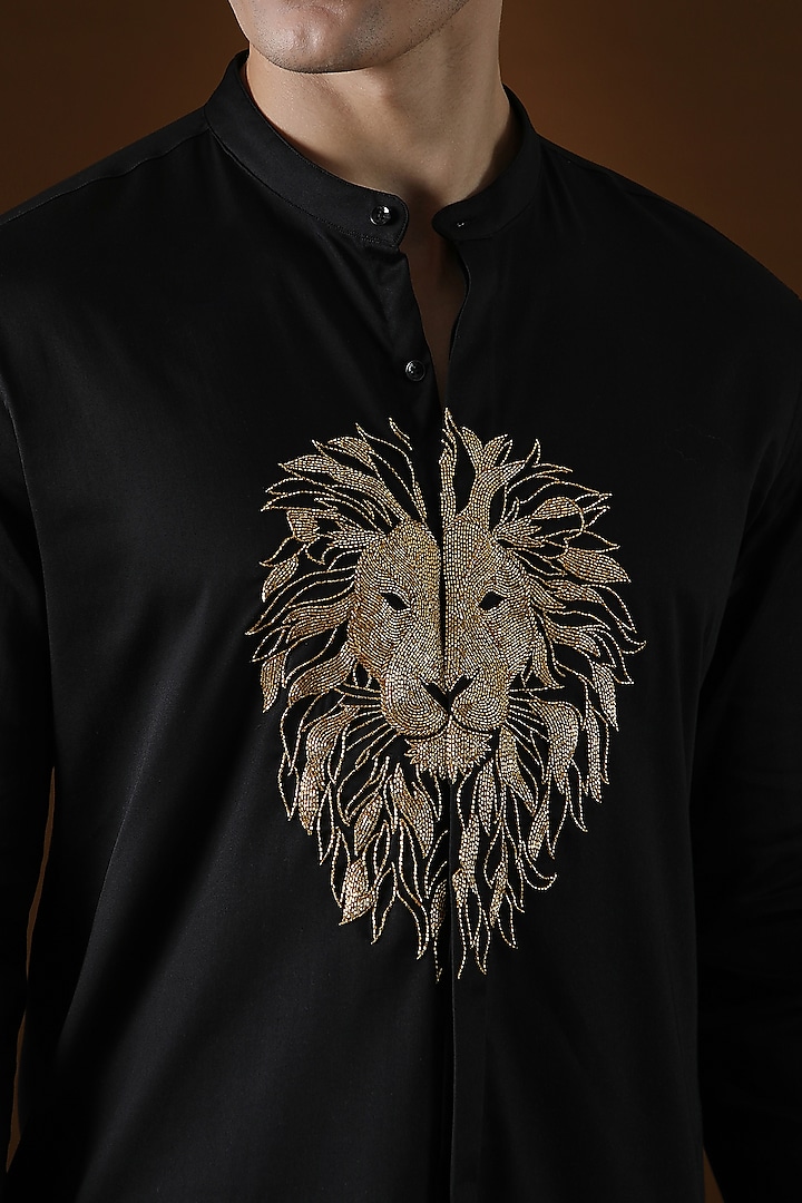 Black Cotton Lion Hand Embroidered Kurta by Komal Kothari at Pernia's Pop Up Shop