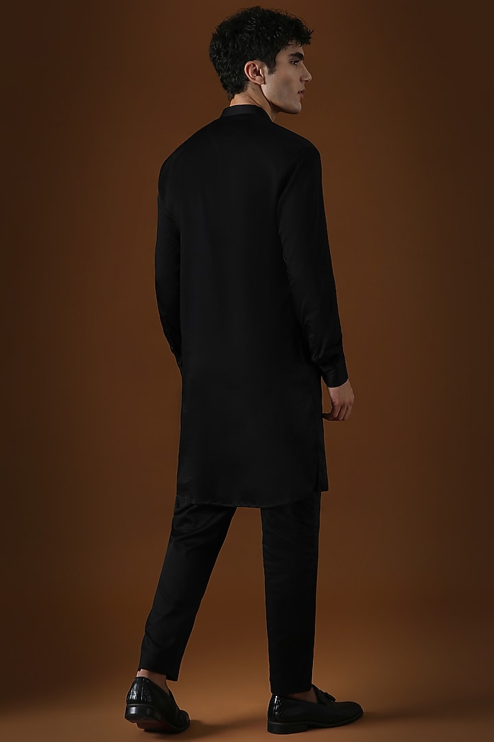 Black Cotton Tiger Hand Embroidered Kurta by Komal Kothari at Pernia's Pop Up Shop