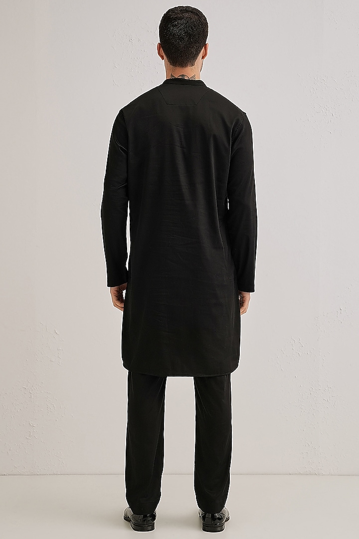 Black Cotton & Satin Hand Embroidered Kurta Set by Komal Kothari at Pernia's Pop Up Shop