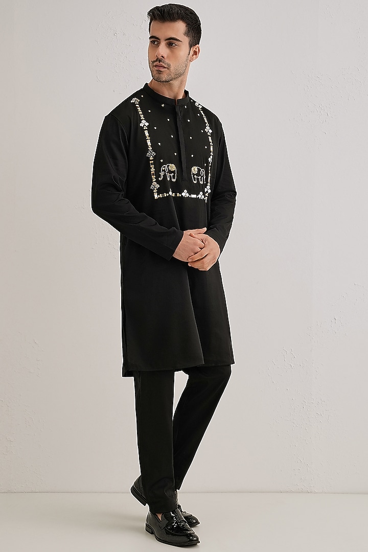 Black Cotton & Satin Hand Embroidered Kurta Set by Komal Kothari at Pernia's Pop Up Shop