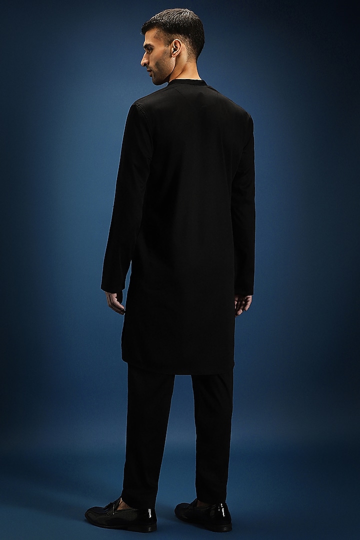 Black Cotton & Satin Hand Embroidered Kurta Set by Komal Kothari at Pernia's Pop Up Shop