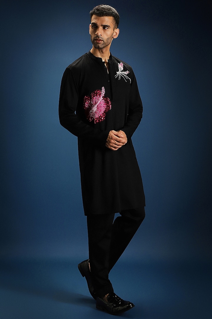 Black Cotton & Satin Hand Embroidered Kurta Set by Komal Kothari at Pernia's Pop Up Shop