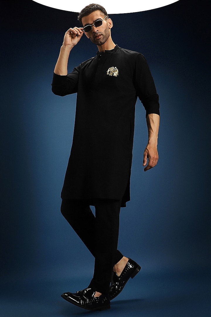 Black Cotton & Satin Hand Embroidered Kurta Set by Komal Kothari at Pernia's Pop Up Shop