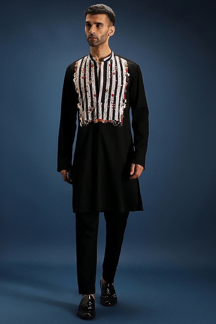 Black Cotton & Satin Hand Embroidered Kurta Set by Komal Kothari at Pernia's Pop Up Shop