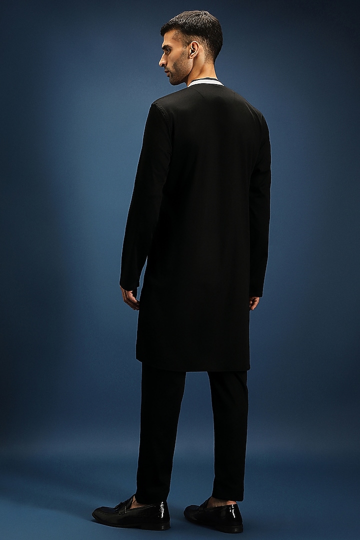 Black Cotton & Satin Hand Embroidered Kurta Set by Komal Kothari at Pernia's Pop Up Shop