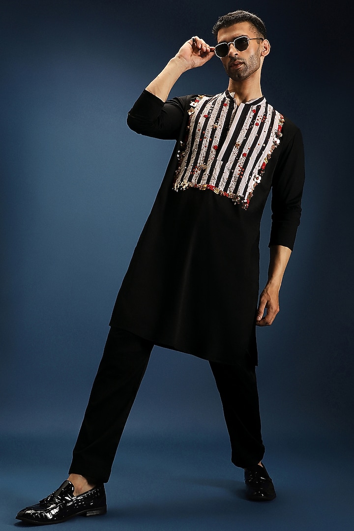 Black Cotton & Satin Hand Embroidered Kurta Set by Komal Kothari at Pernia's Pop Up Shop