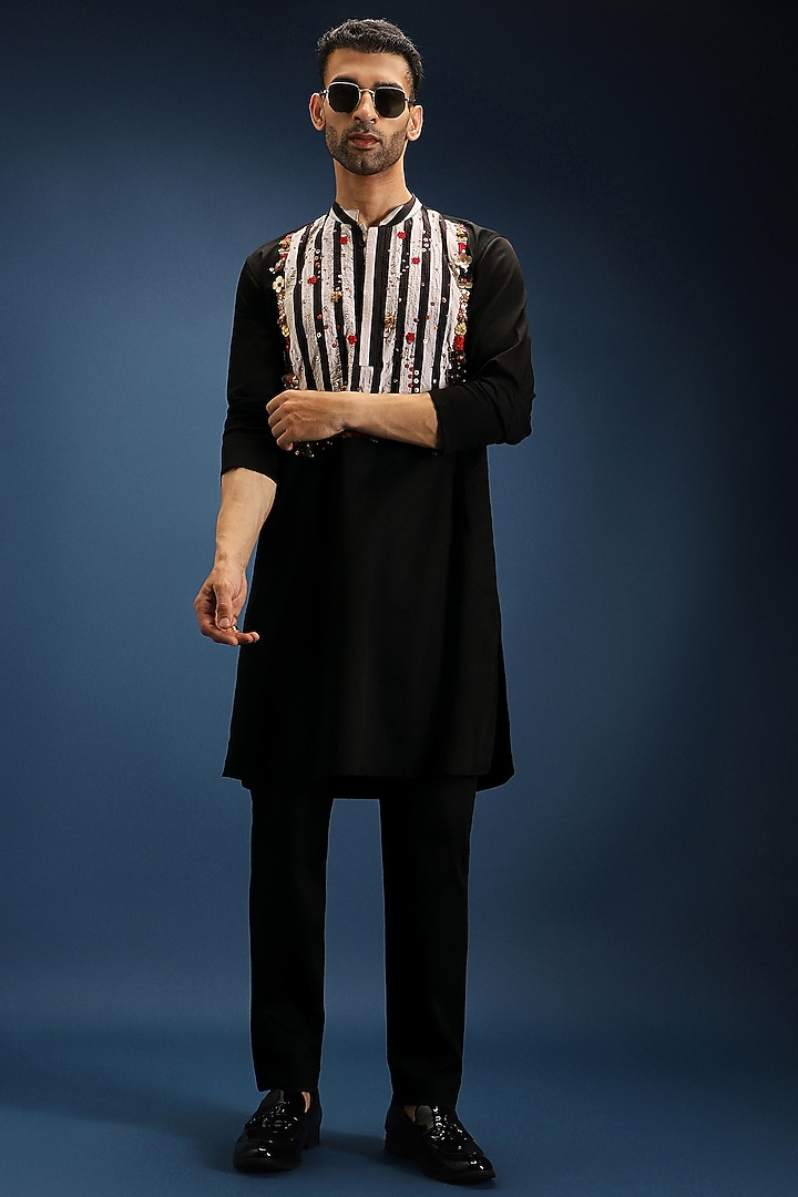 Black Cotton & Satin Hand Embroidered Kurta Set by Komal Kothari at Pernia's Pop Up Shop