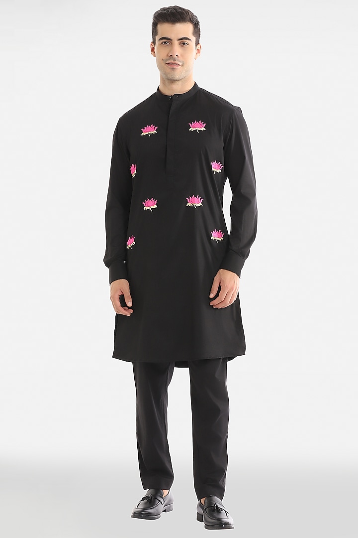 Black Cotton Handcrafted Kurta by Komal Kothari at Pernia's Pop Up Shop