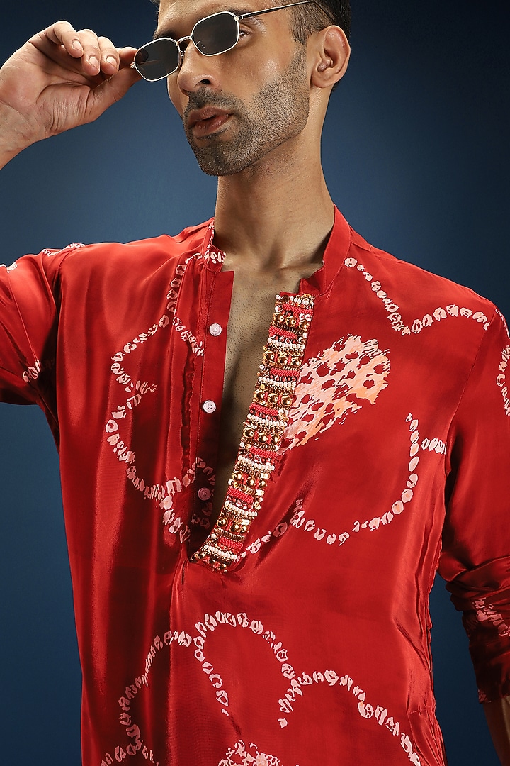 Red Italian Crepe Floral Bandhani Kurta Set by Komal Kothari at Pernia's Pop Up Shop