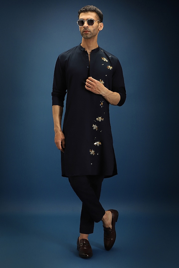 Navy Blue Cotton Hand Embroidered Kurta Set by Komal Kothari at Pernia's Pop Up Shop