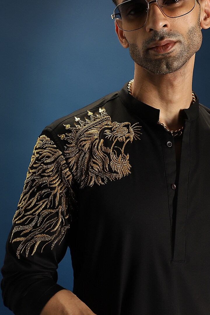 Black Cotton Lion Hand Embroidered Kurta by Komal Kothari at Pernia's Pop Up Shop