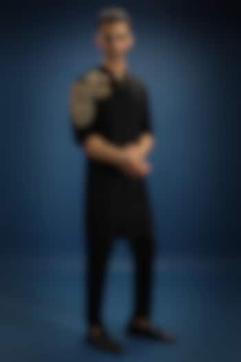 Black Cotton Lion Hand Embroidered Kurta Set by Komal Kothari at Pernia's Pop Up Shop