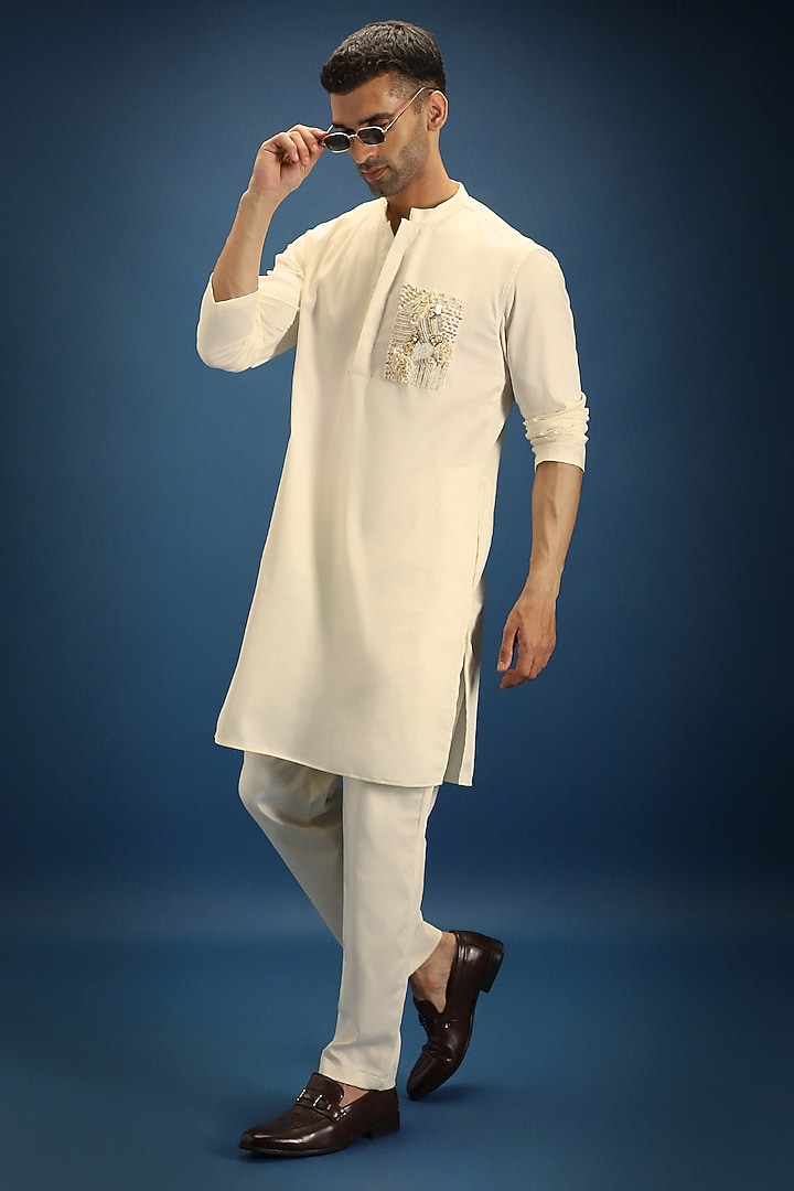 Ivory Cotton Hand Embroidered Kurta Set by Komal Kothari at Pernia's Pop Up Shop