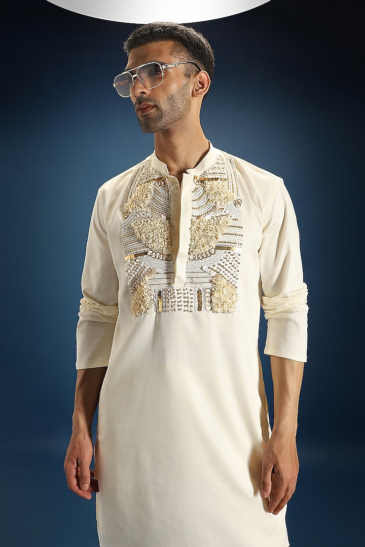 Ivory Cotton Pearl Hand Embroidered Kurta Set by Komal Kothari at Pernia's Pop Up Shop