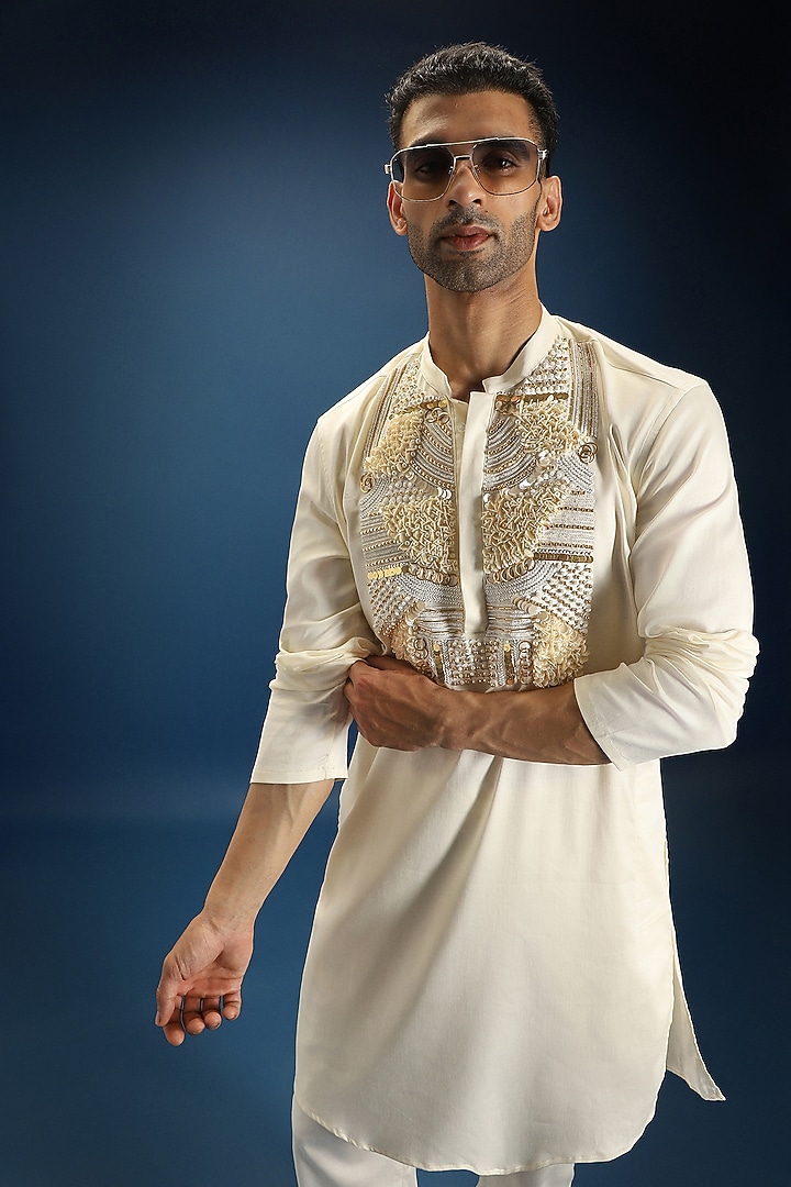 Ivory Cotton Pearl Hand Embroidered Kurta Set by Komal Kothari at Pernia's Pop Up Shop
