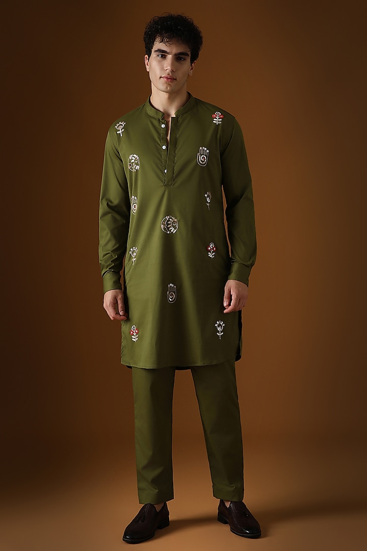 Olive Green Cotton Hand Embroidered Kurta Set by Komal Kothari at Pernia's Pop Up Shop