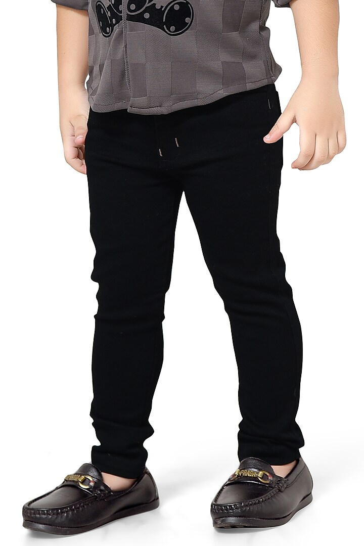 Black Cotton Mix Pant Set For Boys by Kokoons at Pernia's Pop Up Shop