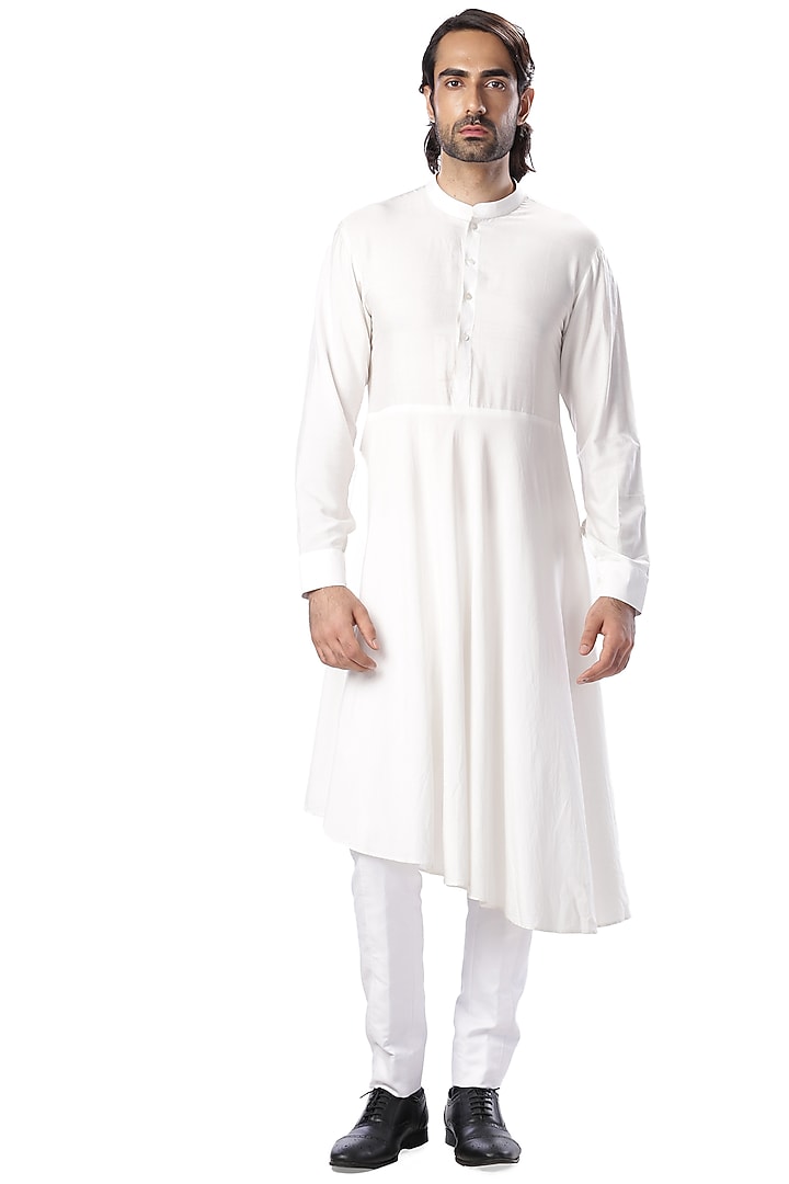 Off White Asymmetrical Kurta Set by Kommal Sood at Pernia's Pop Up Shop