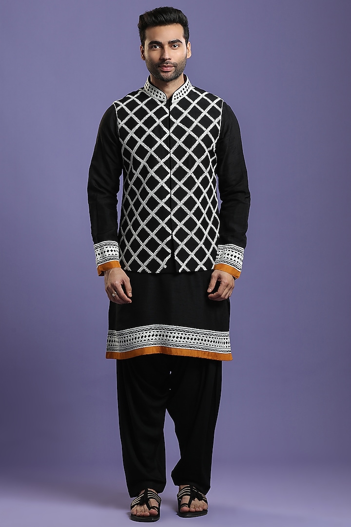 Black Blended Cotton Embroidered Bundi Jacket Set by KORA BY NILESH MITESH