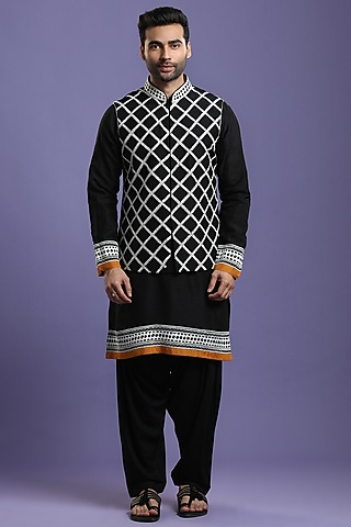 Black Blended Cotton Embroidered Bundi Jacket Set by KORA BY NILESH MITESH