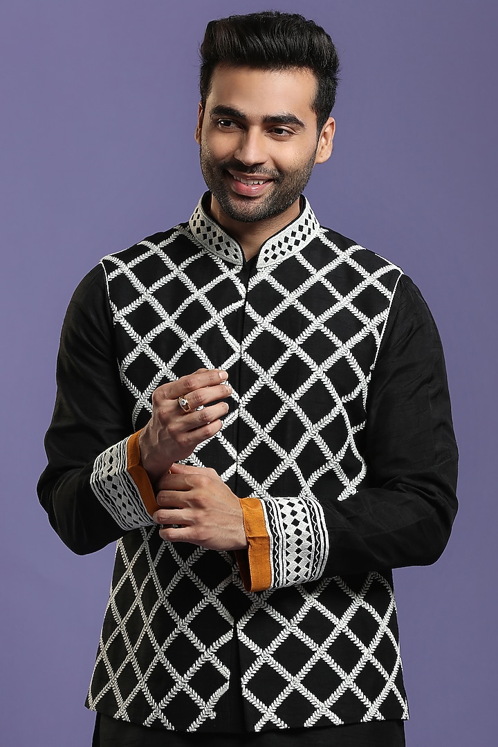 Black Blended Cotton Embroidered Bundi Jacket Set by KORA BY NILESH MITESH at Pernia's Pop Up Shop