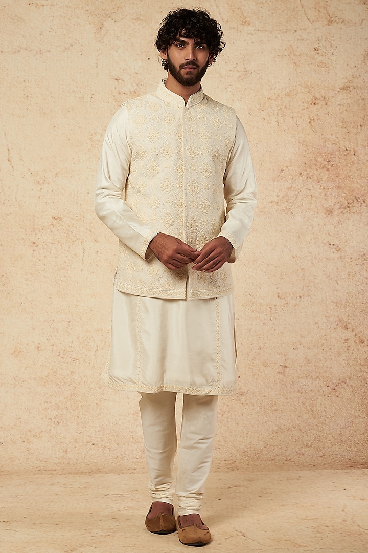 Pearl Ivory Blended Silk Thread Embroidered Bundi Jacket Set by KORA BY NILESH MITESH at Pernia's Pop Up Shop