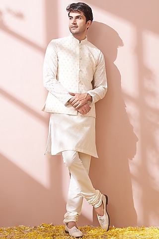 White Chanderi Silk Lucknowi Embroidered Bundi Jacket Set by KORA BY NILESH MITESH